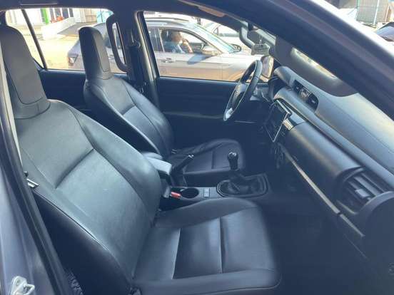 TOYOTA-HILUX-2.8 NARROW 4X4 CD 16V DIESEL 4P MANUAL TOYOTA-HILUX-2019