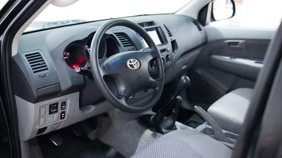 TOYOTA-HILUX-2007