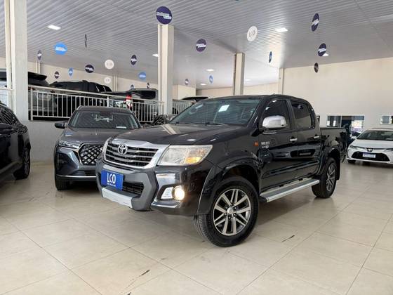TOYOTA HILUX SW4 2.7 SR 4X2 16V FLEX 4P AUTOMÁTICO