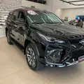 TOYOTA HILUX SW4 2.8 D-4D TURBO DIESEL SRX PLATINUM 4X4 AUTOMÁTICO TOYOTA HILUX SW4 2.8 D-4D TURBO DIESEL SRX PLATINUM 4X4 AUTOMÁTICO