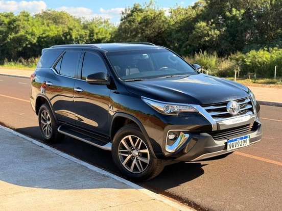 TOYOTA-HILUX SW4-2.8 SRX 4X4 16V TURBO INTERCOOLER DIESEL 4P AUTOMÁTICO TOYOTA-HILUX SW4-2019