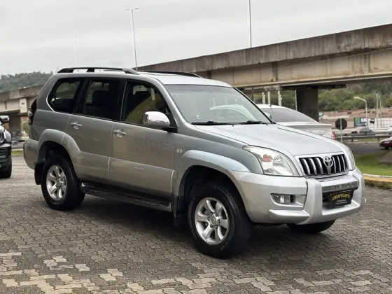 TOYOTA LAND CRUISER PRADO 3.0 4X4 TURBO INTERCOOLER DIESEL 4P AUTOMÁTICO TOYOTA LAND CRUISER PRADO 3.0 4X4 TURBO INTERCOOLER DIESEL 4P AUTOMÁTICO