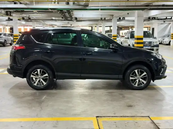 TOYOTA-RAV4-2.0 TOP 4X2 16V GASOLINA 4P AUTOMÁTICO TOYOTA-RAV4-2018