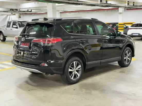 TOYOTA-RAV4-2.0 TOP 4X2 16V GASOLINA 4P AUTOMÁTICO TOYOTA-RAV4-2018