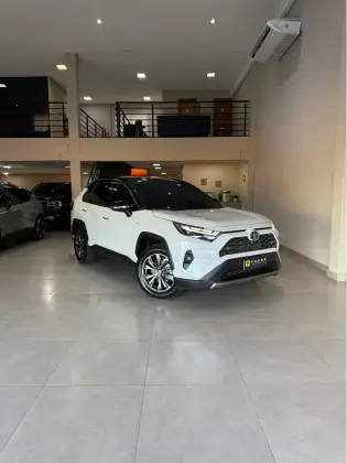 TOYOTA RAV4 2.5 VVT-IE HYBRID SX CONNECT AWD CVT