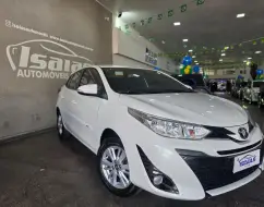 TOYOTA YARIS 1.3 16V FLEX XL PLUS TECH MULTIDRIVE TOYOTA YARIS 1.3 16V FLEX XL PLUS TECH MULTIDRIVE