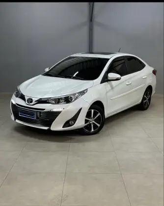 TOYOTA YARIS 1.5 16V FLEX SEDAN XLS CONNECT MULTIDRIVE TOYOTA YARIS 1.5 16V FLEX SEDAN XLS CONNECT MULTIDRIVE