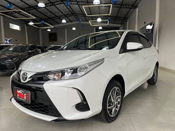 TOYOTA YARIS 1.5 16V FLEX SEDAN XS CONNECT MULTIDRIVE