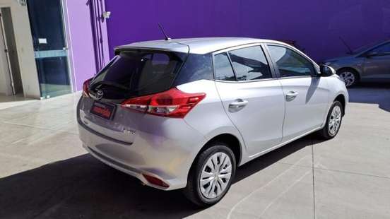 TOYOTA-YARIS-2024
