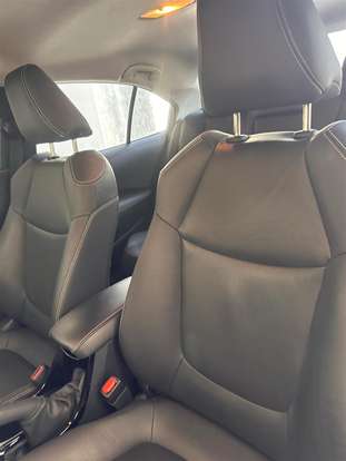 TOYOTA-COROLLA-2024