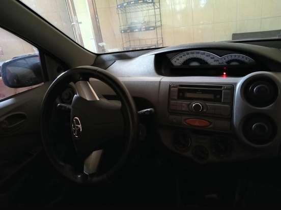 TOYOTA-ETIOS-2013