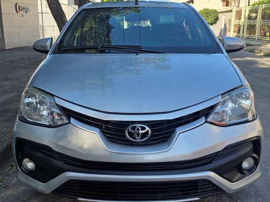 TOYOTA-ETIOS-1.5 XLS SEDAN 16V FLEX 4P AUTOMÁTICO TOYOTA-ETIOS-2017
