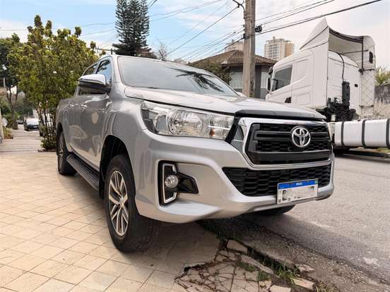 TOYOTA-HILUX-2.7 SRV 4X2 CD 16V FLEX 4P AUTOMÁTICO TOYOTA-HILUX-2018