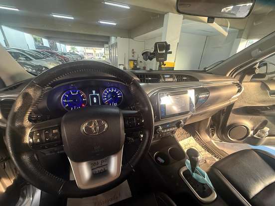 TOYOTA-HILUX-2.8 SRV 4X4 CD 16V DIESEL 4P AUTOMÁTICO TOYOTA-HILUX-2017