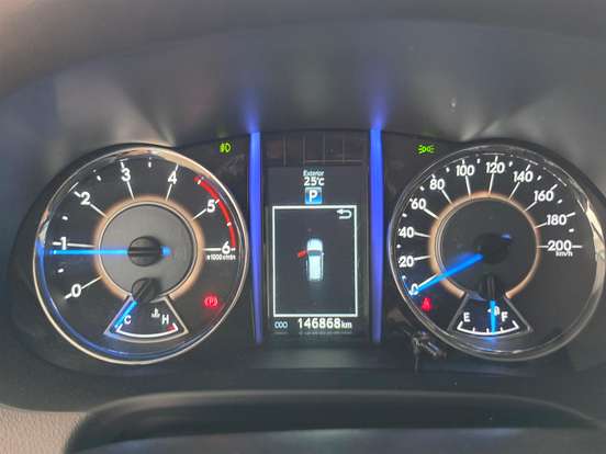 TOYOTA-HILUX SW4-2.8 SRX 4X4 7 LUGARES 16V TURBO INTERCOOLER DIESEL 4P AUTOMÁTICO TOYOTA-HILUX SW4-2019