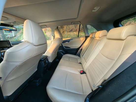 TOYOTA-RAV4-2020