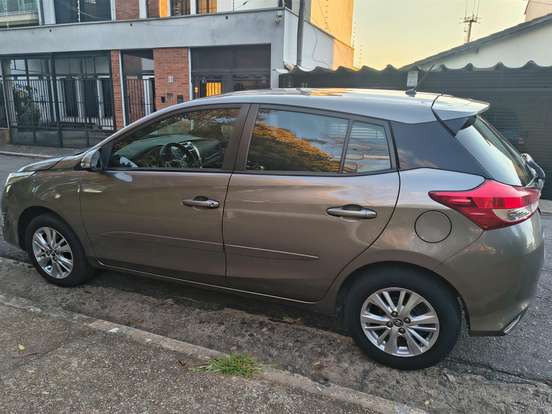 TOYOTA-YARIS-1.3 16V FLEX XL MULTIDRIVE TOYOTA-YARIS-2019