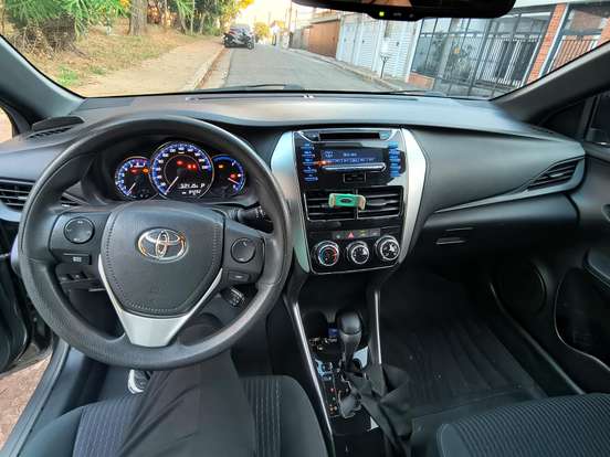 TOYOTA-YARIS-1.3 16V FLEX XL MULTIDRIVE TOYOTA-YARIS-2019