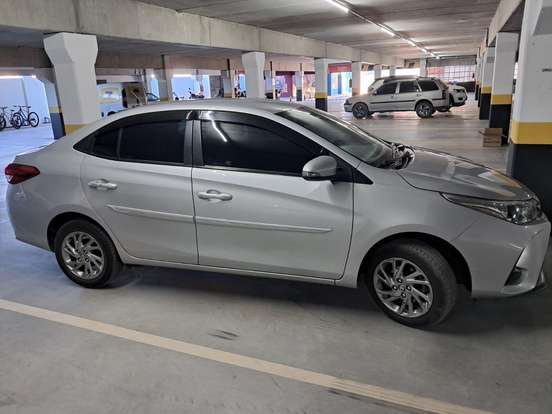 TOYOTA-YARIS-2022