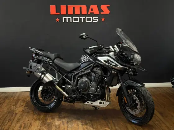 TRIUMPH TIGER 1200 XCX TRIUMPH TIGER 1200 XCX