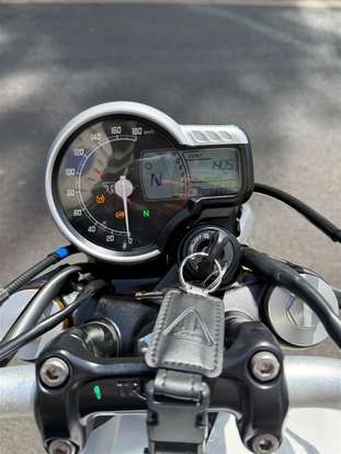 TRIUMPH-SPEED 400-2026