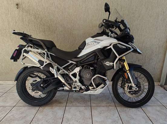 TRIUMPH-TIGER 1200 RALLY PRO-2022
