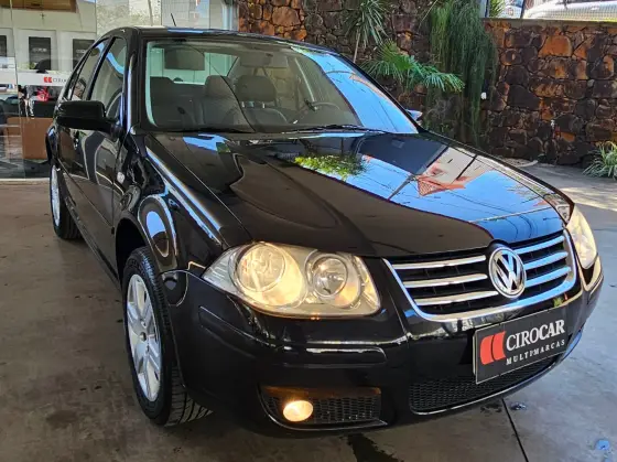 VOLKSWAGEN BORA 2.0 MI 8V FLEX 4P AUTOMÁTICO