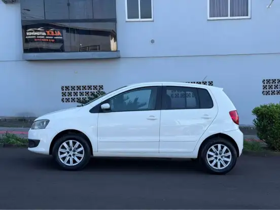 VOLKSWAGEN-FOX-1.0 MI 8V FLEX 4P MANUAL VOLKSWAGEN-FOX-2012