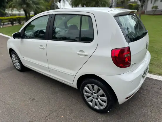 VOLKSWAGEN-FOX-1.0 MI 8V FLEX 4P MANUAL VOLKSWAGEN-FOX-2013