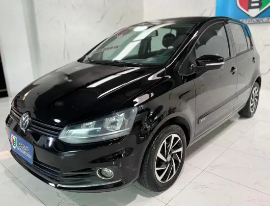 VOLKSWAGEN FOX 1.0 MPI TRENDLINE 12V FLEX 4P MANUAL VOLKSWAGEN FOX 1.0 MPI TRENDLINE 12V FLEX 4P MANUAL