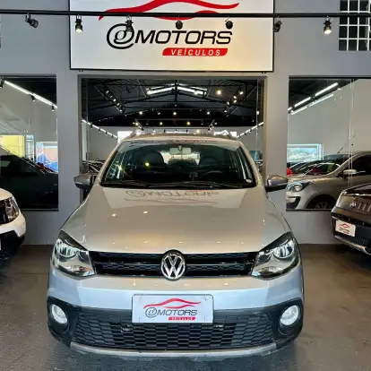 VOLKSWAGEN-FOX-2011