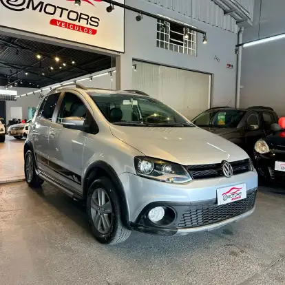 VOLKSWAGEN-FOX-2011