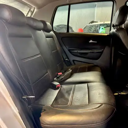 VOLKSWAGEN-FOX-1.6 MI 8V FLEX 4P MANUAL VOLKSWAGEN-FOX-2011