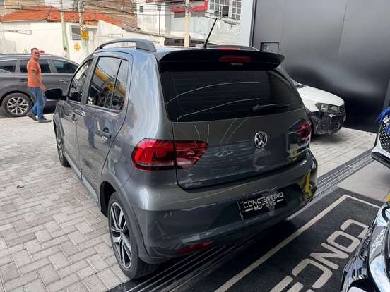 VOLKSWAGEN-FOX-1.6 MSI TOTAL FLEX XTREME 4P MANUAL VOLKSWAGEN-FOX-2021
