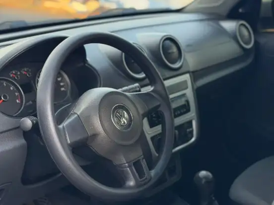 VOLKSWAGEN-GOL-1.0 MI COMFORTLINE 8V FLEX 4P MANUAL VOLKSWAGEN-GOL-2014