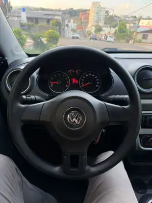 VOLKSWAGEN-GOL-2014
