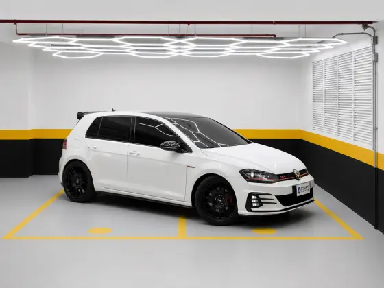 VOLKSWAGEN GOLF 2.0 TSI GTI 16V TURBO GASOLINA 4P AUTOMÁTICO
