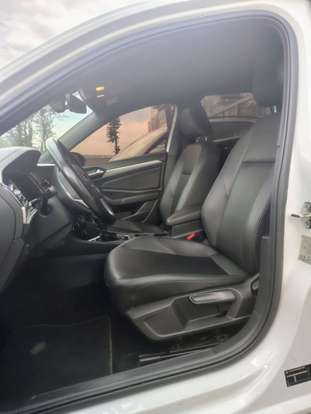 VOLKSWAGEN-JETTA-2020