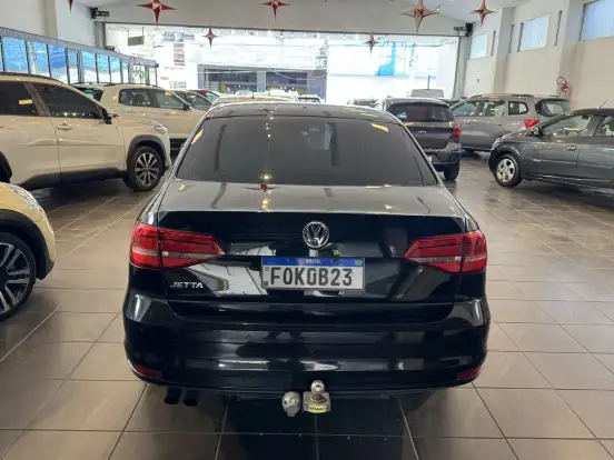 VOLKSWAGEN-JETTA-2015