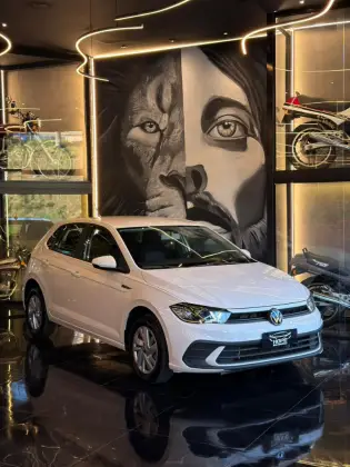 VOLKSWAGEN POLO 1.0 170 TSI COMFORTLINE AUTOMÁTICO