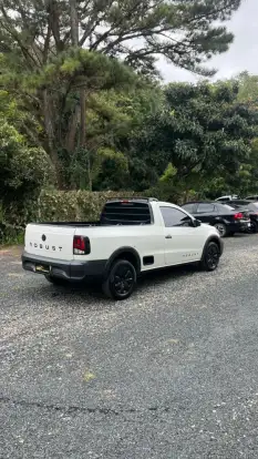VOLKSWAGEN-SAVEIRO-2024