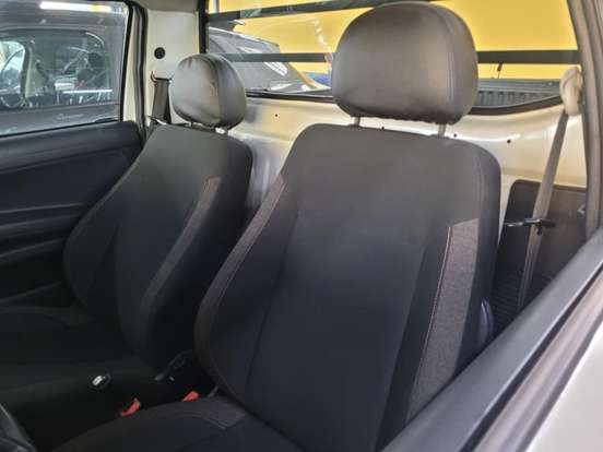 VOLKSWAGEN-SAVEIRO-2024