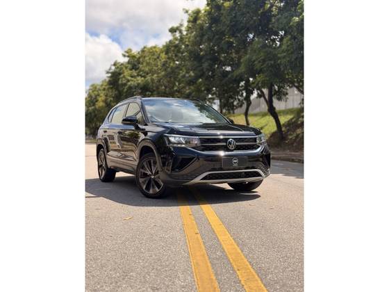 VOLKSWAGEN TAOS 1.4 250 TSI TOTAL FLEX COMFORTLINE AUTOMÁTICO