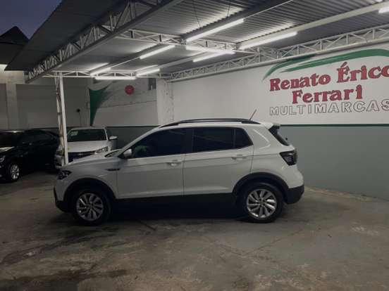 VOLKSWAGEN-T-CROSS-2020
