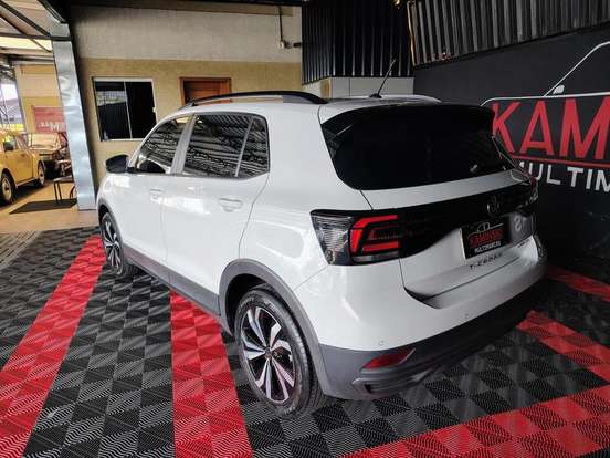 VOLKSWAGEN-T-CROSS-1.0 200 TSI TOTAL FLEX AUTOMÁTICO VOLKSWAGEN-T-CROSS-2023
