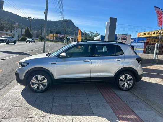VOLKSWAGEN-T-CROSS-2019
