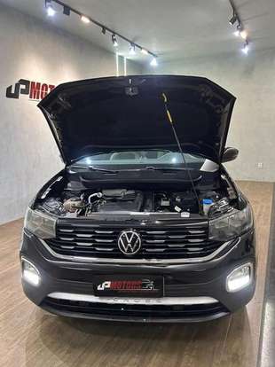 VOLKSWAGEN-T-CROSS-2020