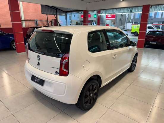 VOLKSWAGEN-UP-1.0 MPI MOVE UP 12V FLEX 2P AUTOMATIZADO VOLKSWAGEN-UP-2014