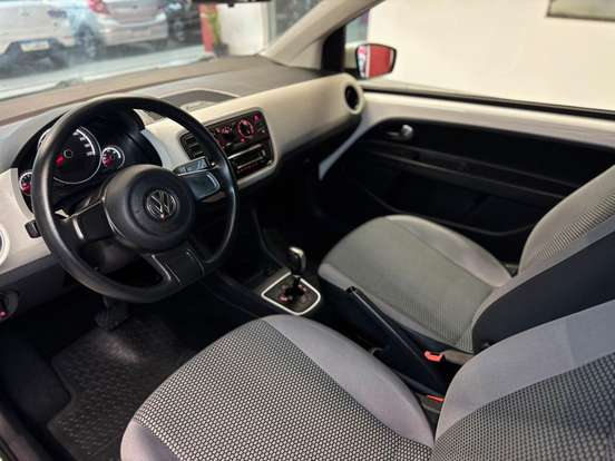 VOLKSWAGEN-UP-2014