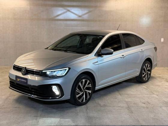 VOLKSWAGEN VIRTUS 1.0 200 TSI HIGHLINE AUTOMÁTICO